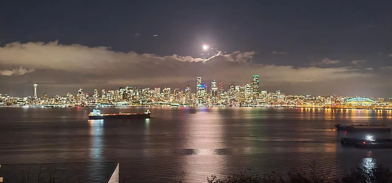 Appartement 180 Degree, Unobstructed Bluff View! à Seattle