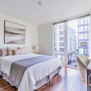  Apartment Modern And Stylish Penthouse
