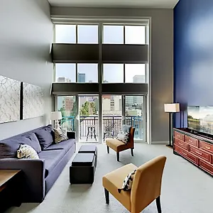  Apartment Belltown Unit 733